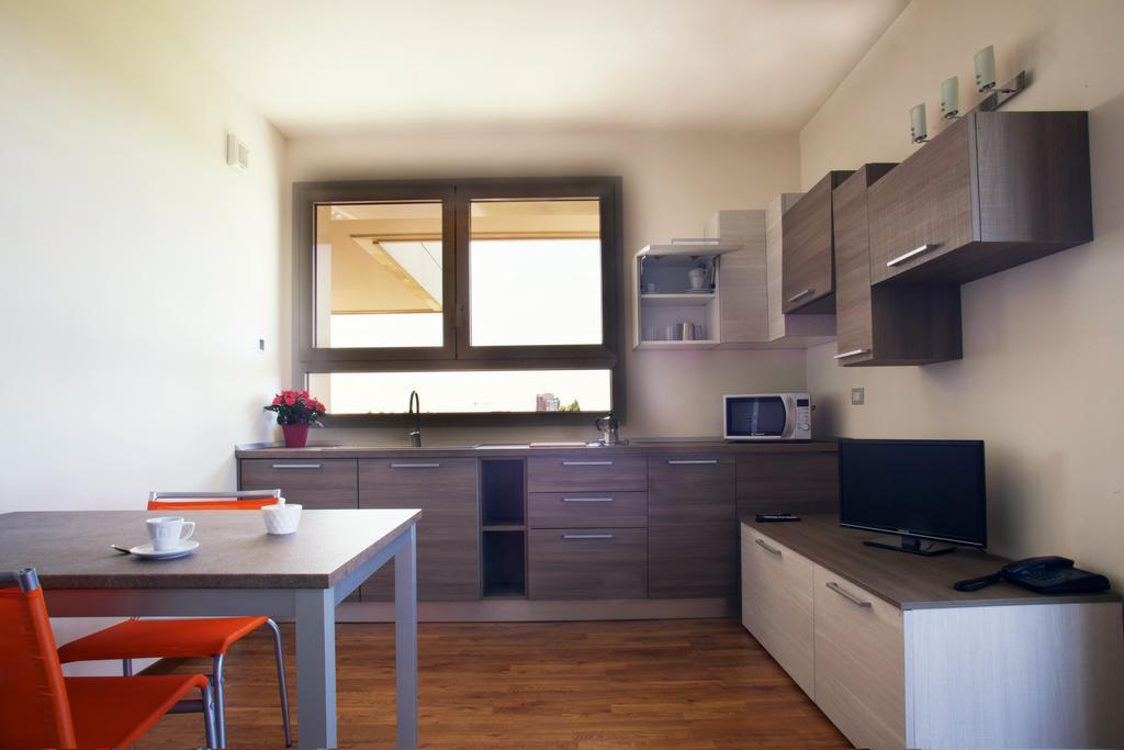Residence Le Querce Cernusco Sul Naviglio Zimmer foto